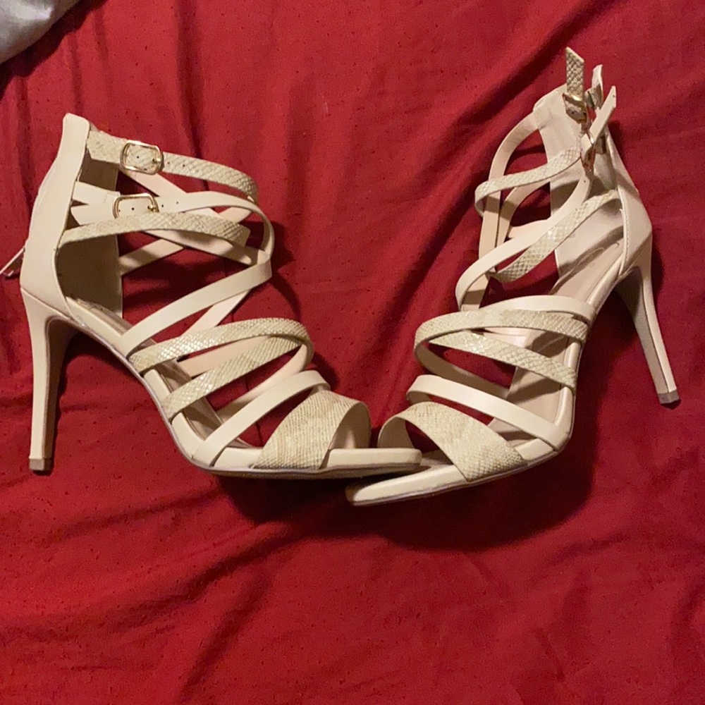 Shoes - Picture 2 of 3